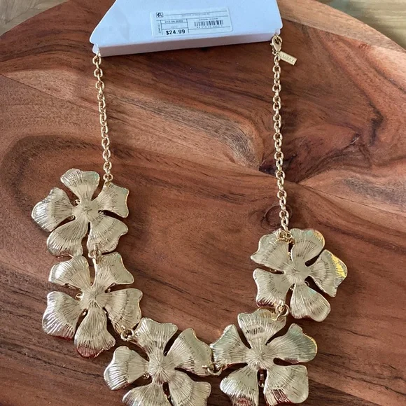 NWT Sugarfix by BaubleBar chunky gold statement necklace florals - Picture 4 of 6